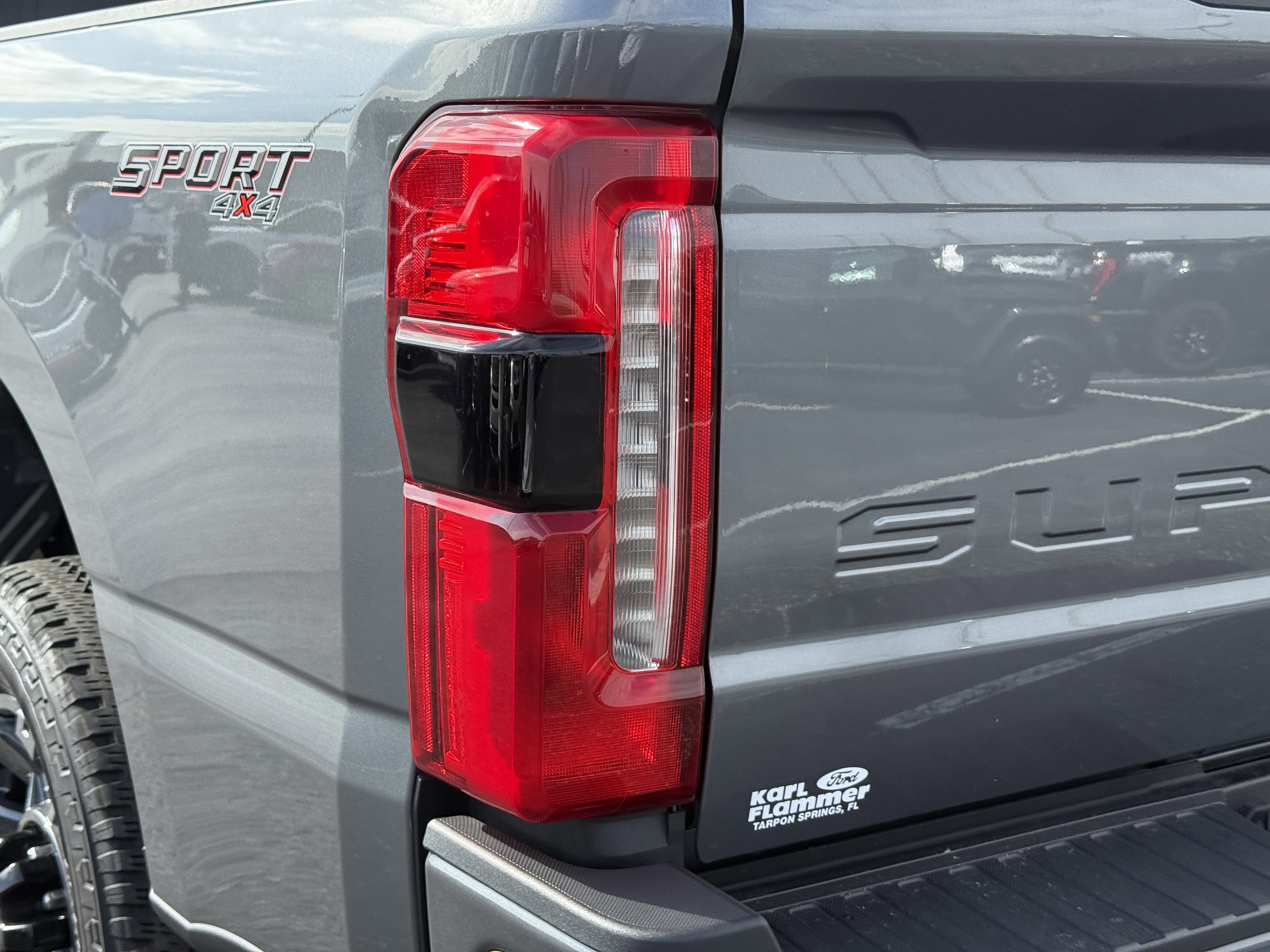 Certified 2024 Ford F250 Lariat w/ Lariat Ultimate Package image 8