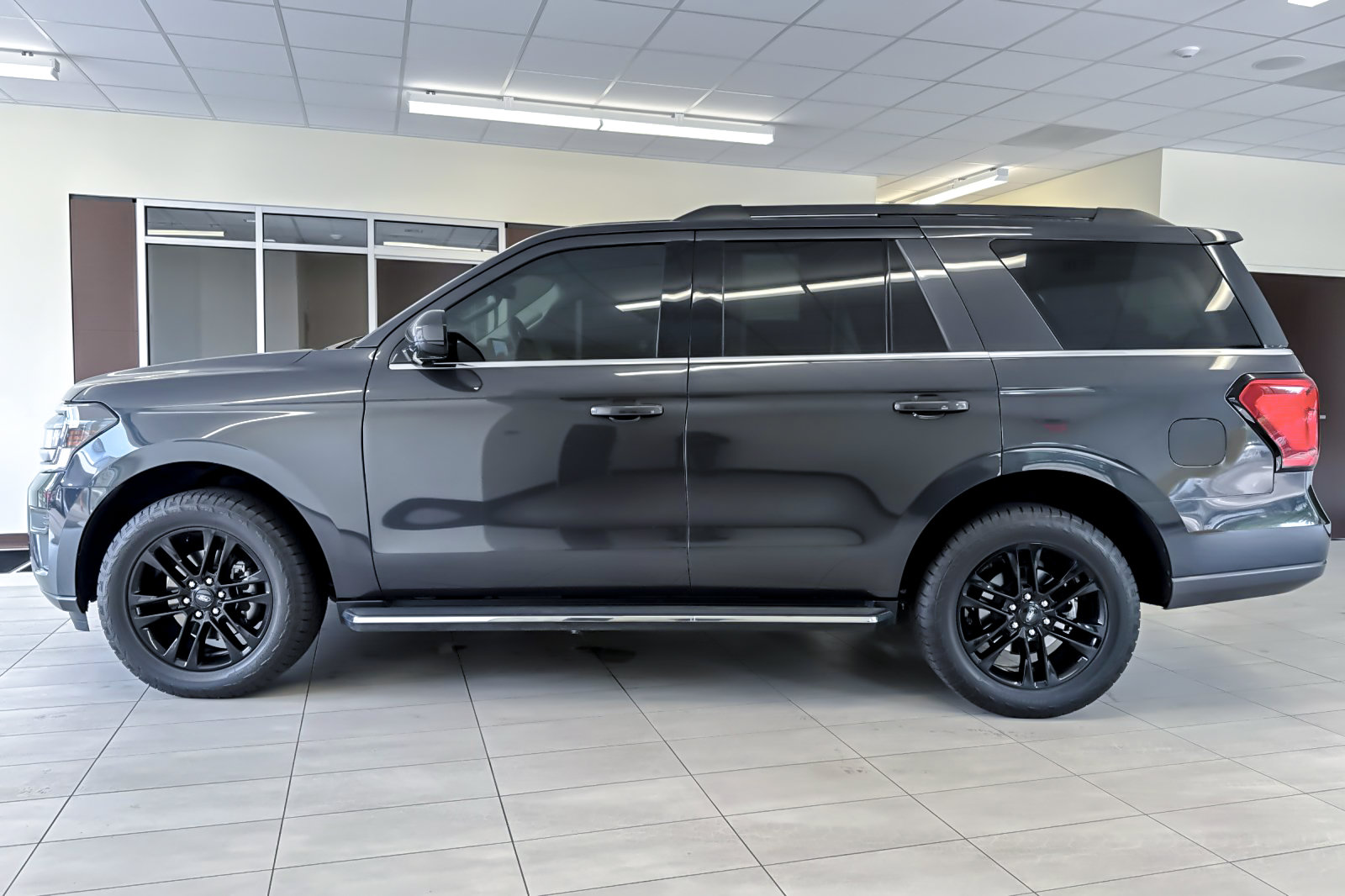 Certified 2022 Ford Expedition XLT AWD/4WD image 7