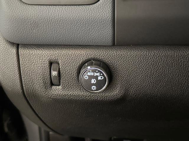 Used 2022 Chevrolet Colorado Z71 RWD image 19