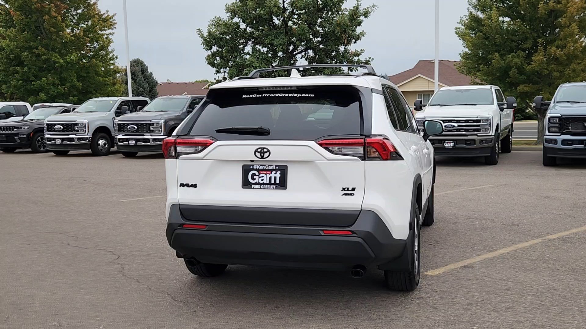 Used 2025 Toyota RAV4 XLE w/ Convenience Package AWD/4WD image 17