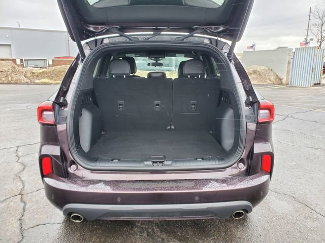 Certified 2023 Ford Escape ST-Line w/ Tech Pack #1 image 28