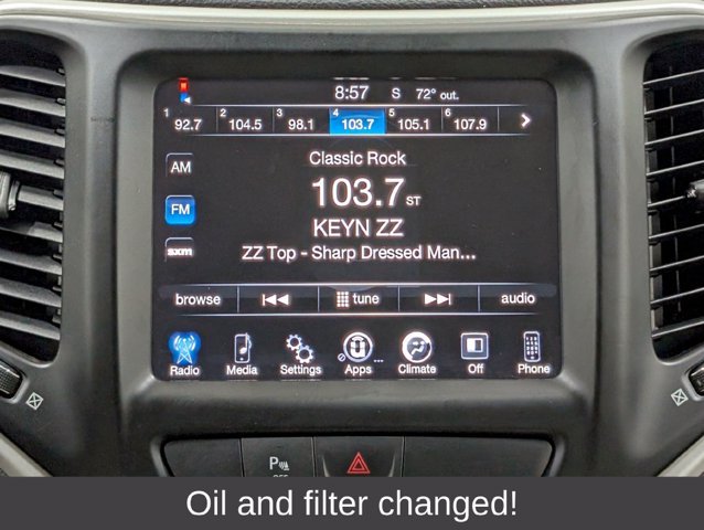 Used 2017 Jeep Cherokee Latitude w/ Safety/Convenience Group AWD/4WD image 5