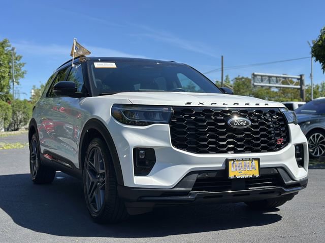 Certified 2025 Ford Explorer ST AWD/4WD image 49