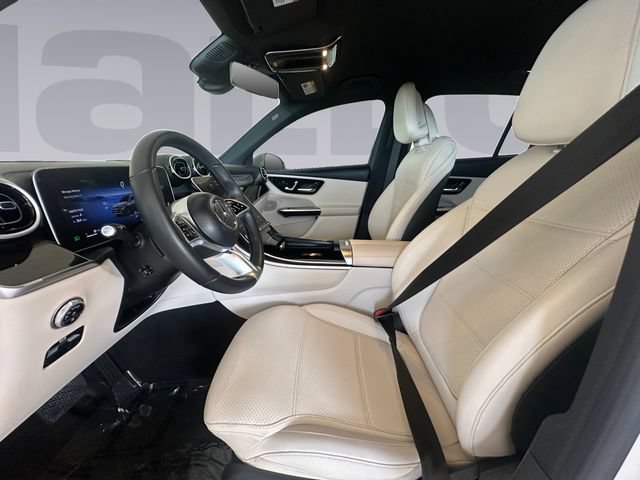 Used 2023 Mercedes-Benz GLC 300 4MATIC image 10