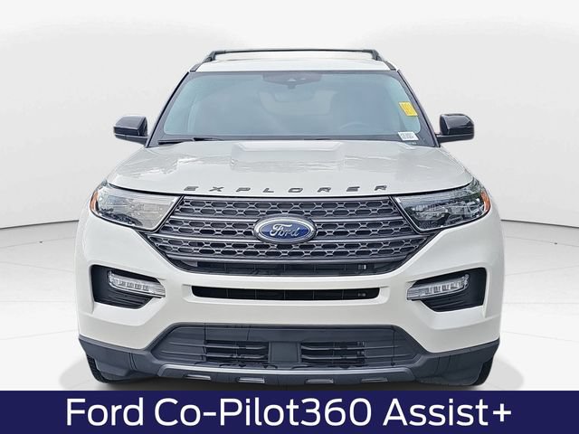 Certified 2023 Ford Explorer XLT w/ Equipment Group 202A AWD/4WD image 10