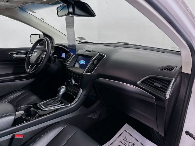 Certified 2018 Ford Edge Titanium w/ Equipment Group 301A image 37