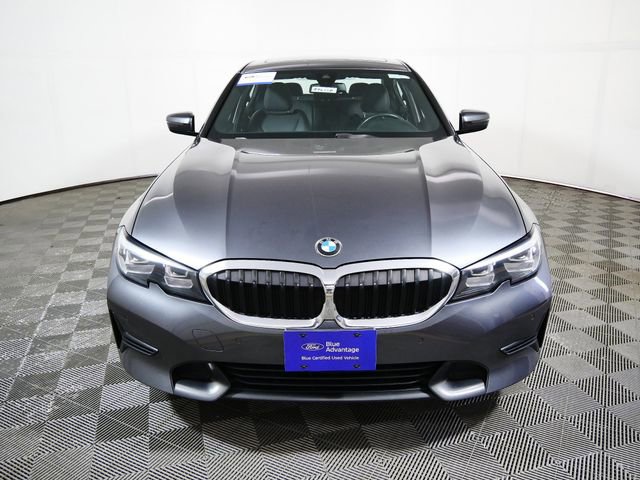 Used 2020 BMW 330i xDrive Sedan w/ Driving Assistance Package AWD/4WD image 3
