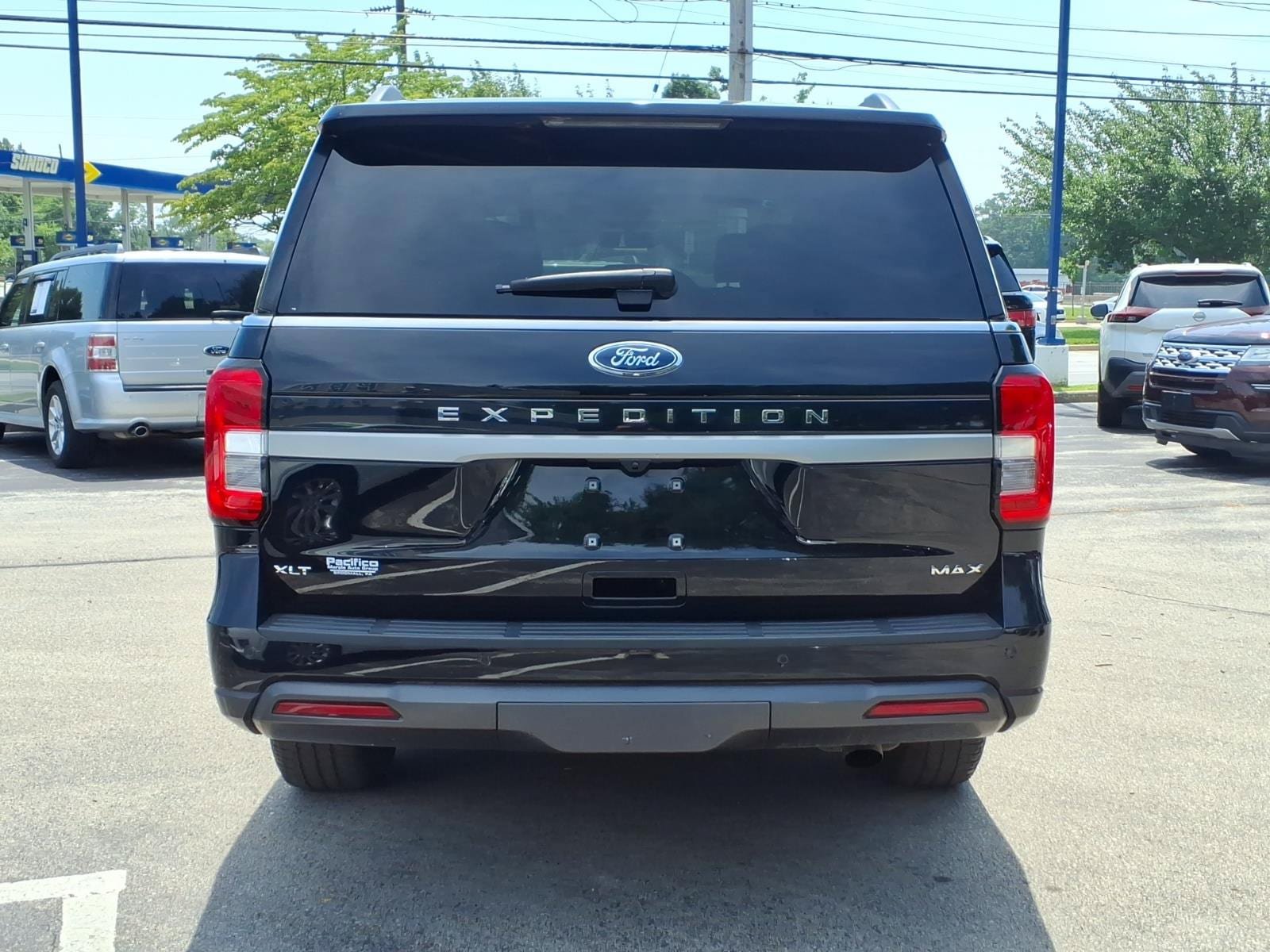 Certified 2023 Ford Expedition Max XLT AWD/4WD image 5