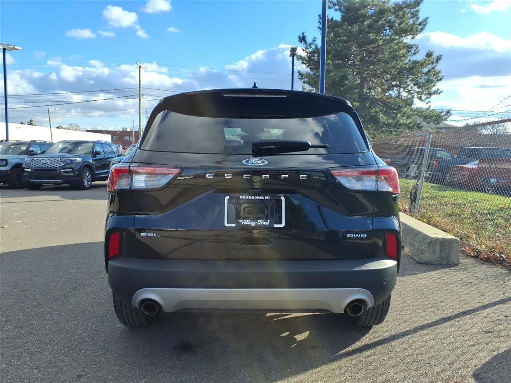 Certified 2022 Ford Escape SEL image 3
