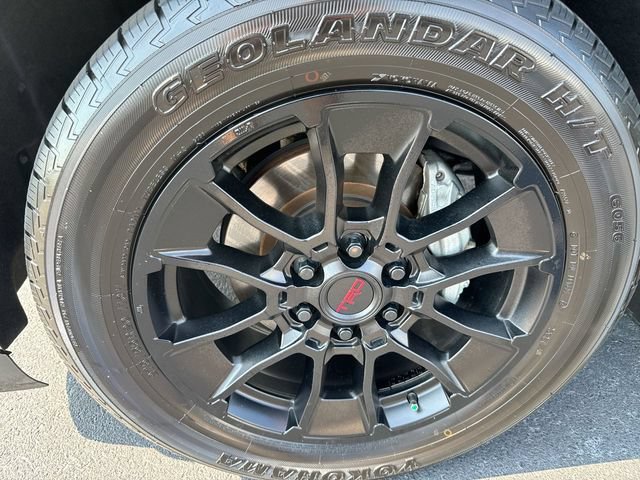 Used 2024 Toyota Sequoia Limited AWD/4WD image 10