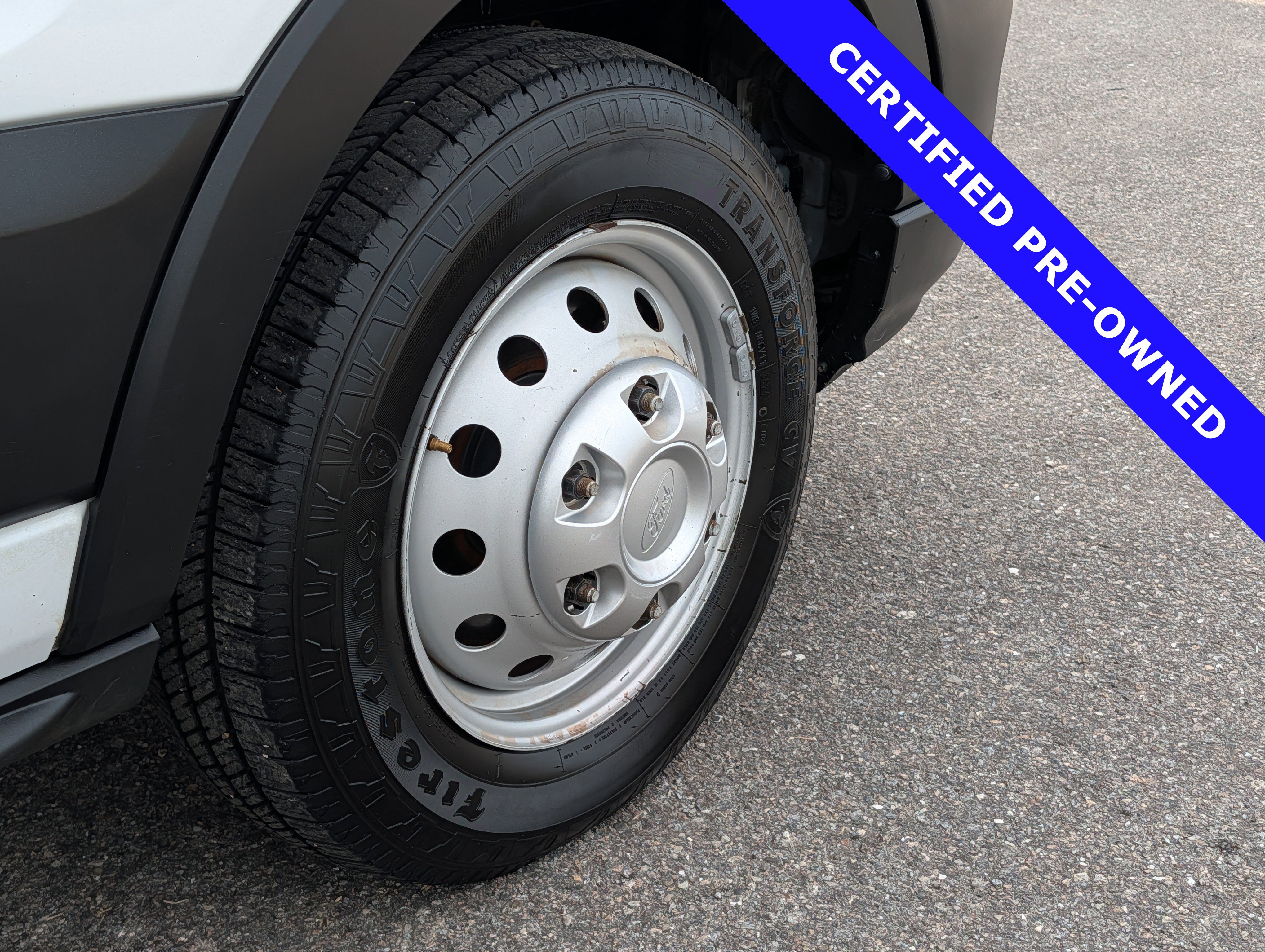 Certified 2022 Ford Transit 350 DRW RWD image 12