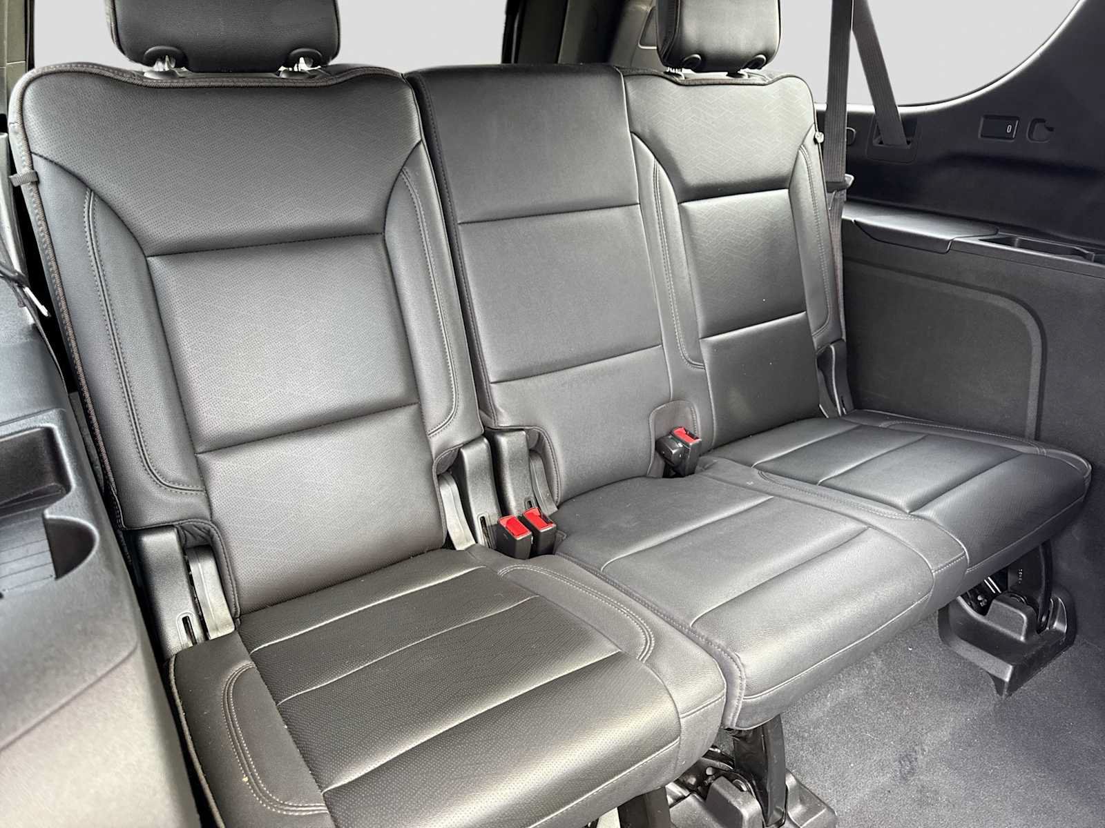 Used 2021 Chevrolet Suburban High Country w/ Premium Package AWD/4WD image 22