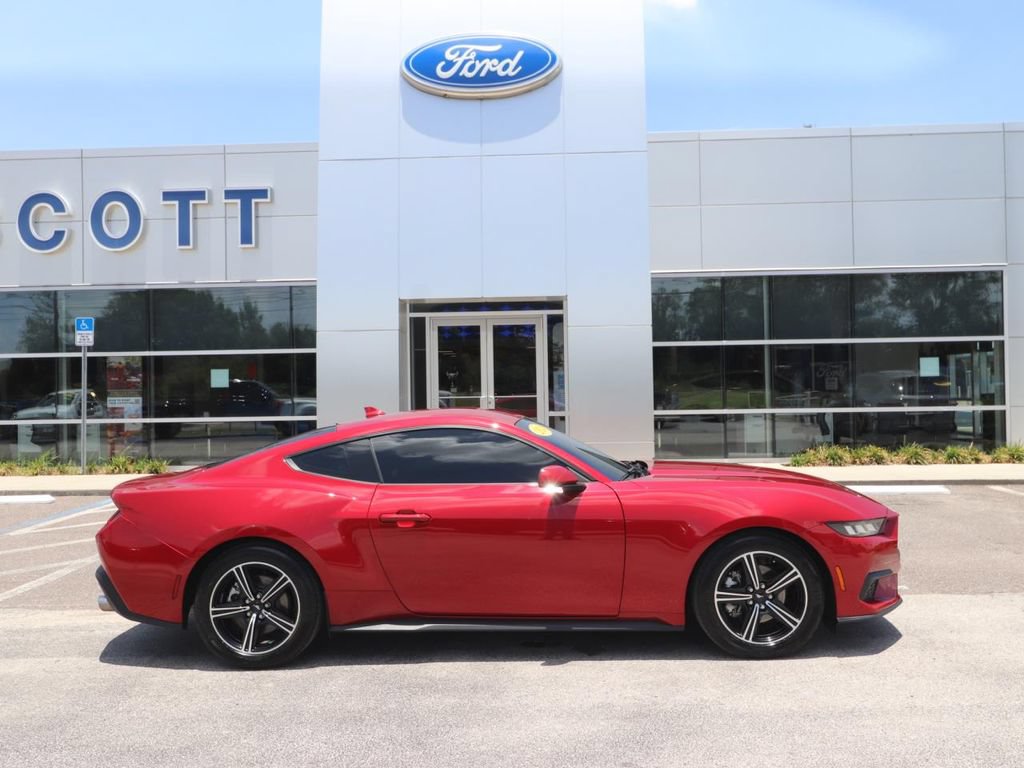 Certified 2024 Ford Mustang Coupe RWD image 15