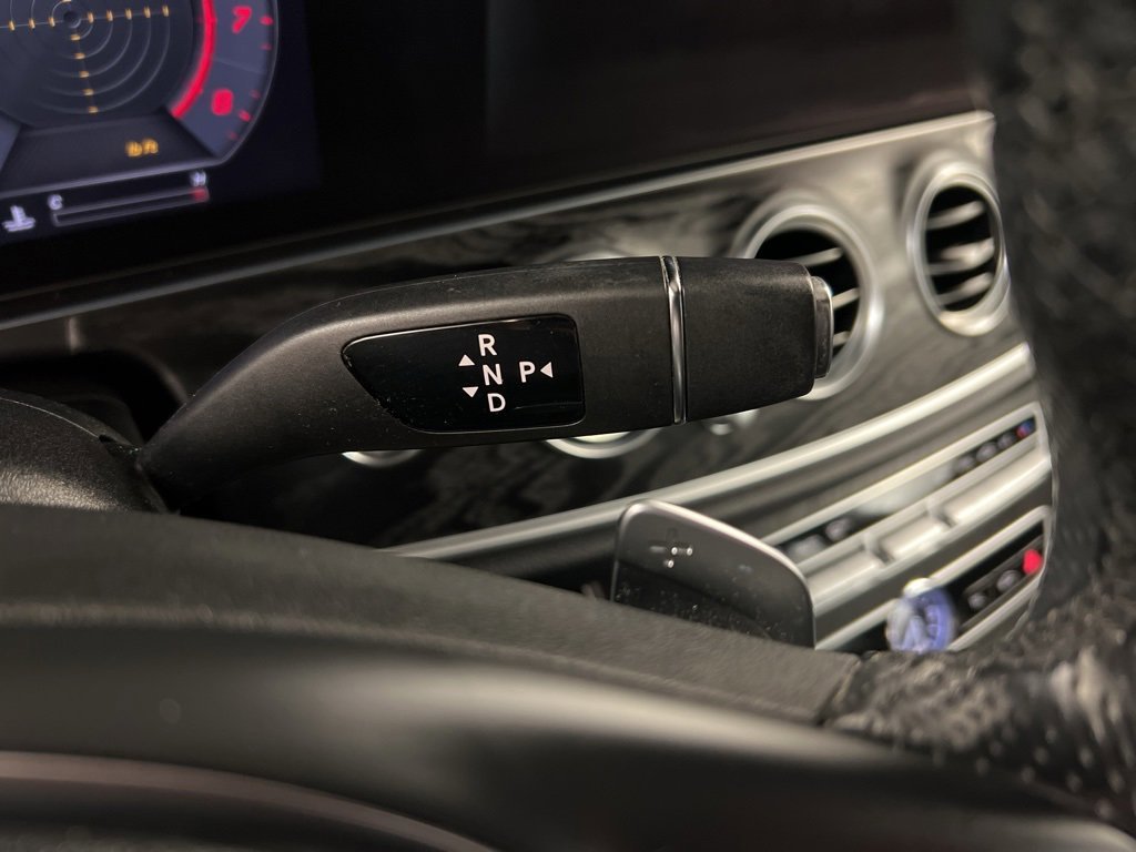 Used 2018 Mercedes-Benz E 300 E 300 image 22