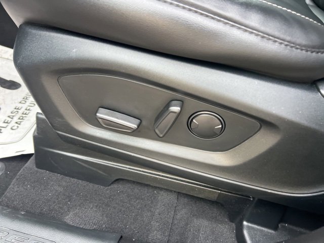 Certified 2022 Ford Explorer XLT w/ Equipment Group 202A image 19