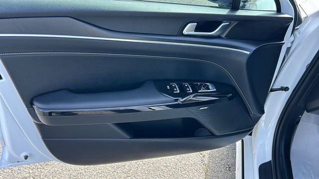 Used 2025 Kia K5 GT-Line w/ GT-Line Premium Package image 16