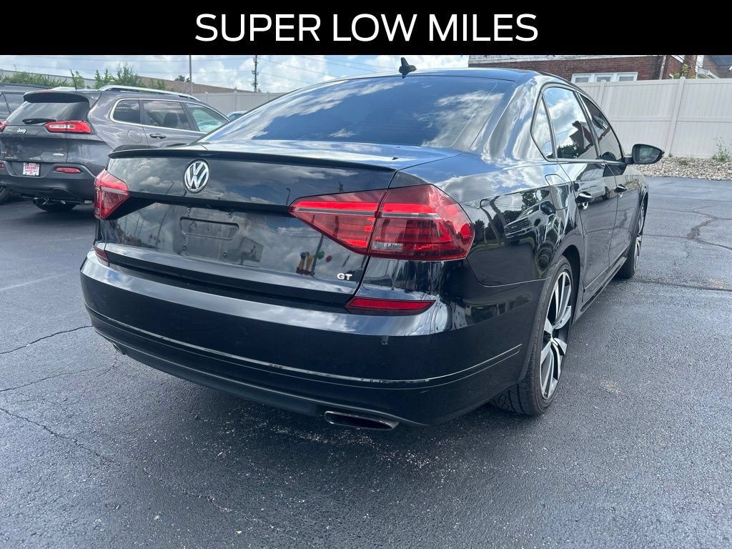 Used 2018 Volkswagen Passat 3.6 FWD image 6