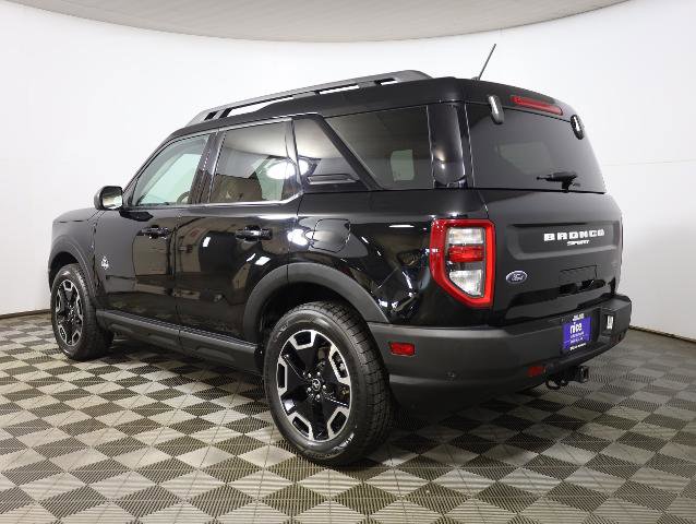 Certified 2023 Ford Bronco Sport Outer Banks w/ Tech Package AWD/4WD image 7
