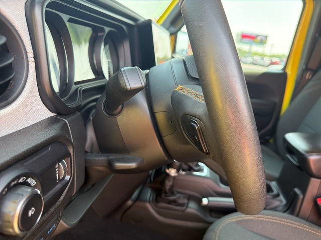 Used 2024 Jeep Wrangler Unlimited AWD/4WD image 32