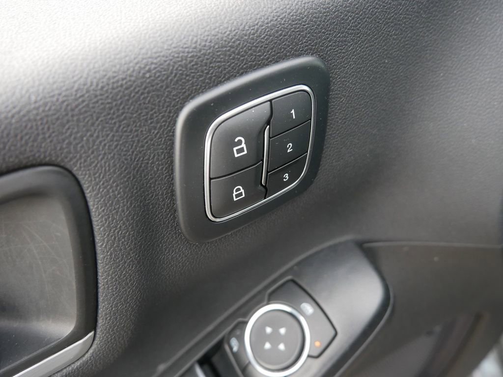Certified 2024 Ford Escape Platinum AWD/4WD image 14