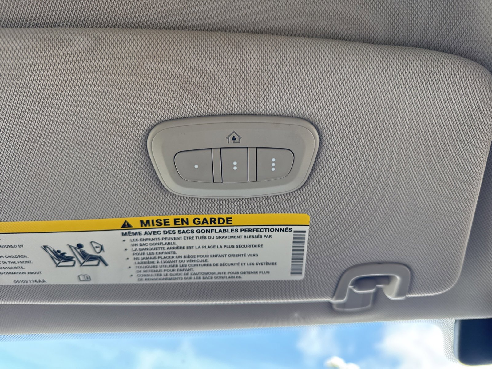 Used 2018 Chrysler Pacifica Touring-L Plus w/ Advanced Safetytec Group image 32