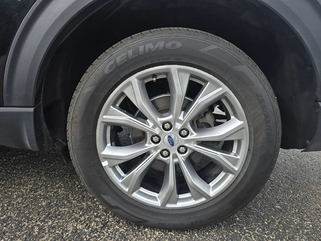 Certified 2023 Ford Explorer Limited AWD/4WD image 10
