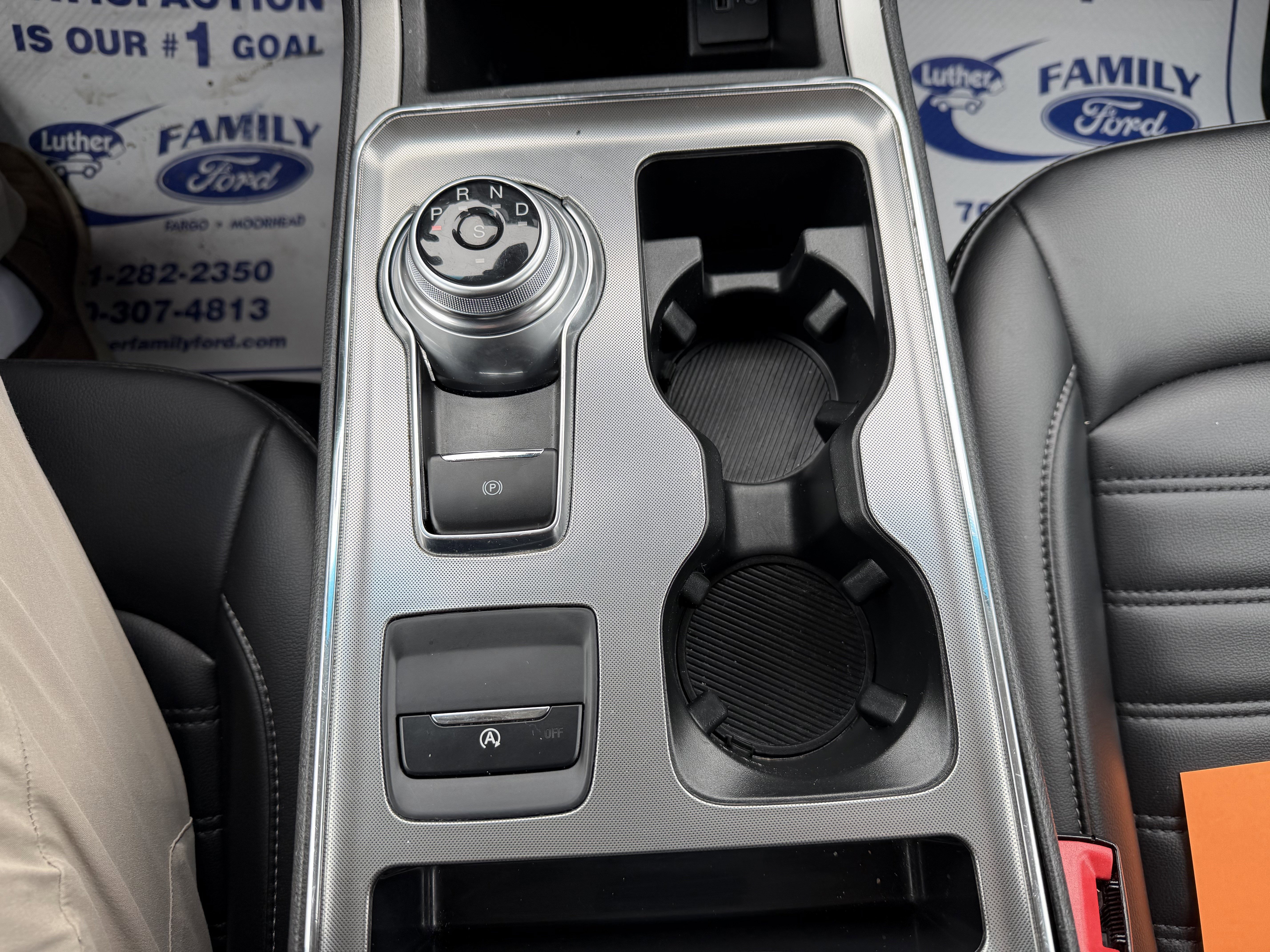 Certified 2022 Ford Edge SEL w/ Cold Weather Package image 19