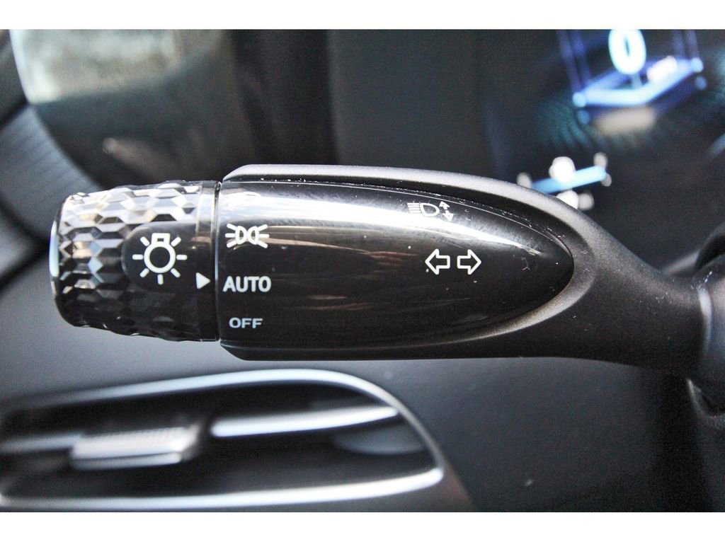 Used 2023 Hyundai Palisade Limited image 18