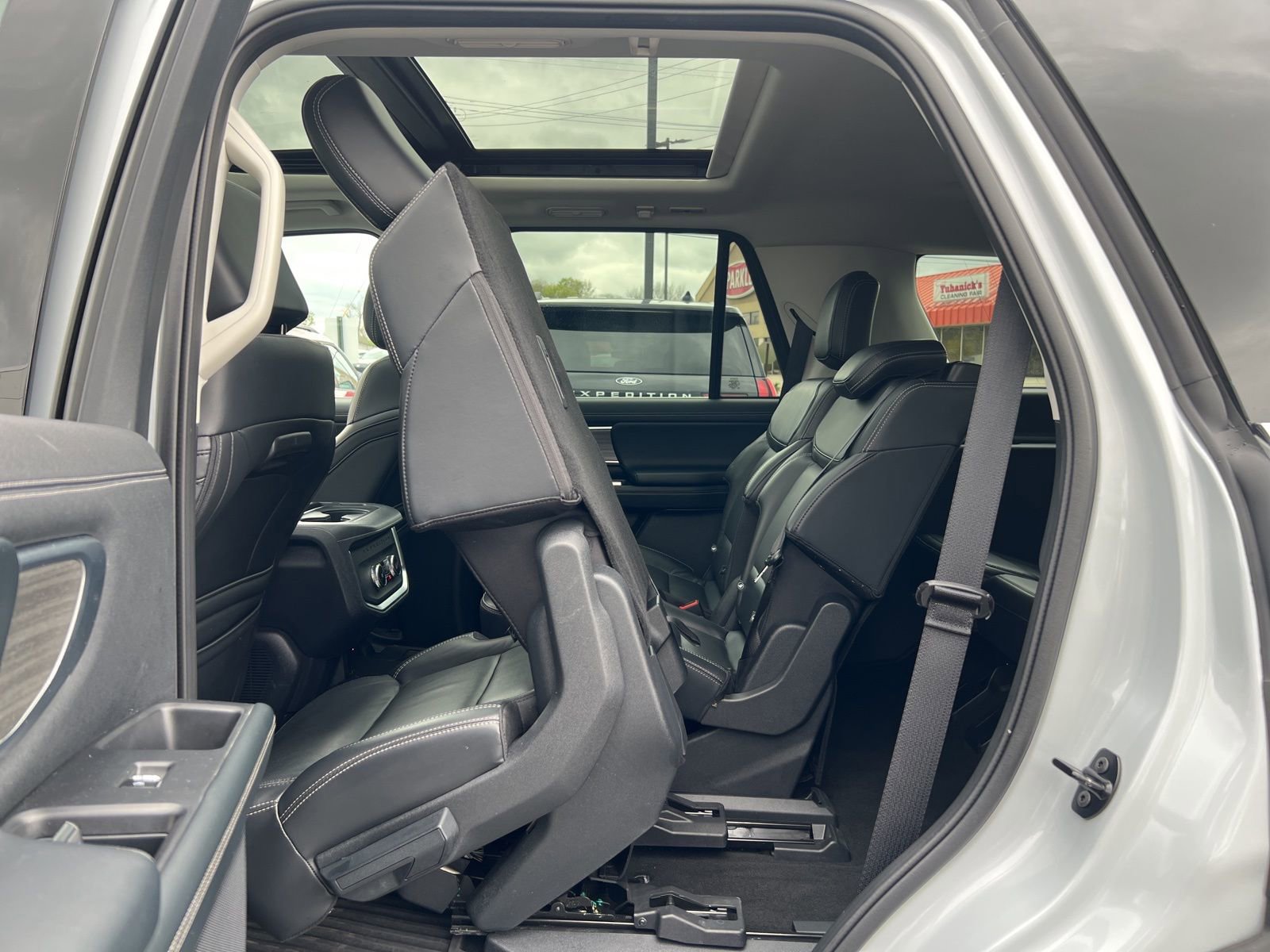 Certified 2025 Ford Expedition Platinum AWD/4WD image 70