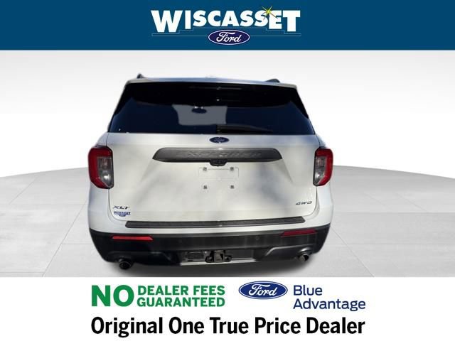 Certified 2022 Ford Explorer XLT w/ Equipment Group 202A image 4