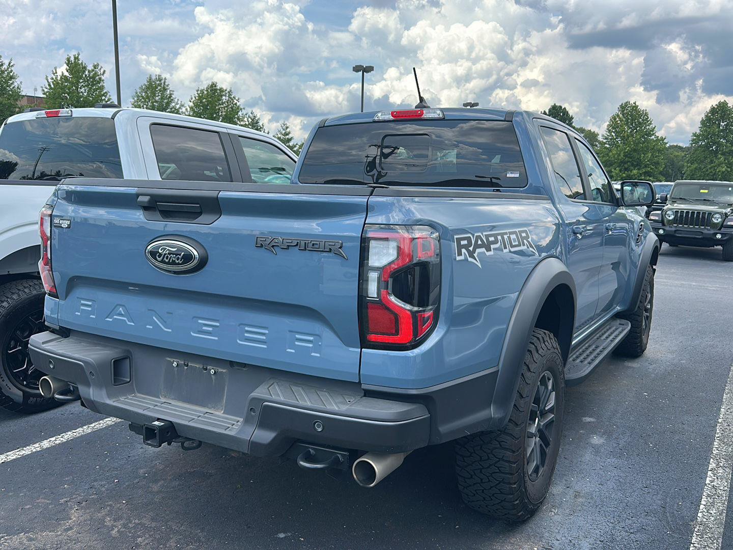 Certified 2025 Ford Ranger Raptor AWD/4WD image 3