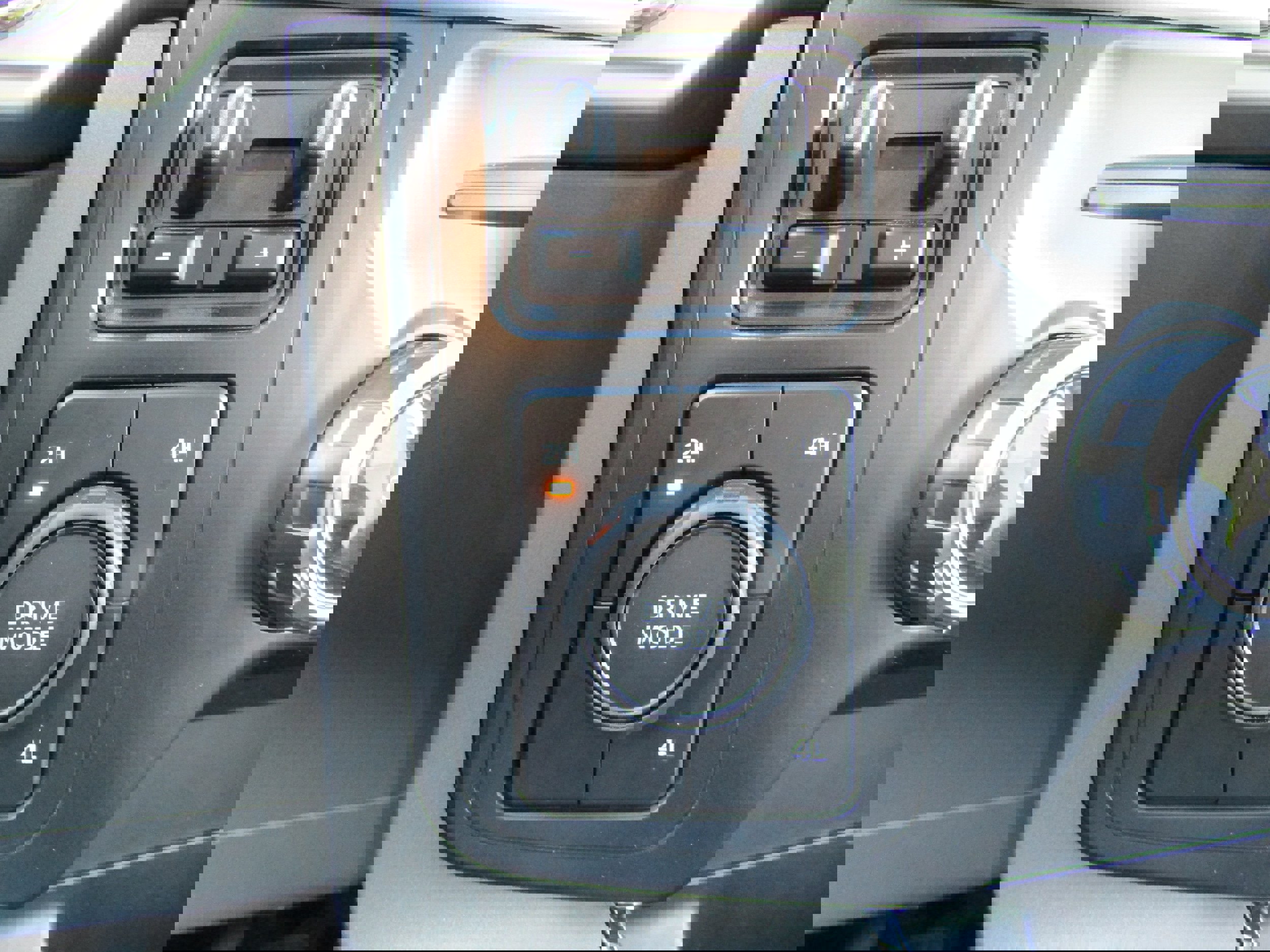 Certified 2022 Ford F150 XLT w/ Equipment Group 302A High image 32