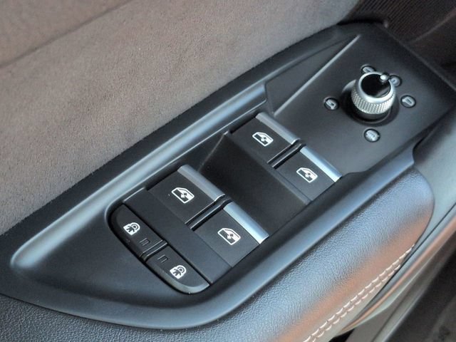 Used 2021 Audi SQ5 Premium Plus AWD/4WD image 25