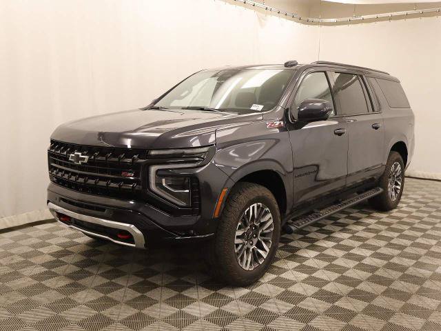 Used 2026 Chevrolet Suburban Z71 AWD/4WD image 11
