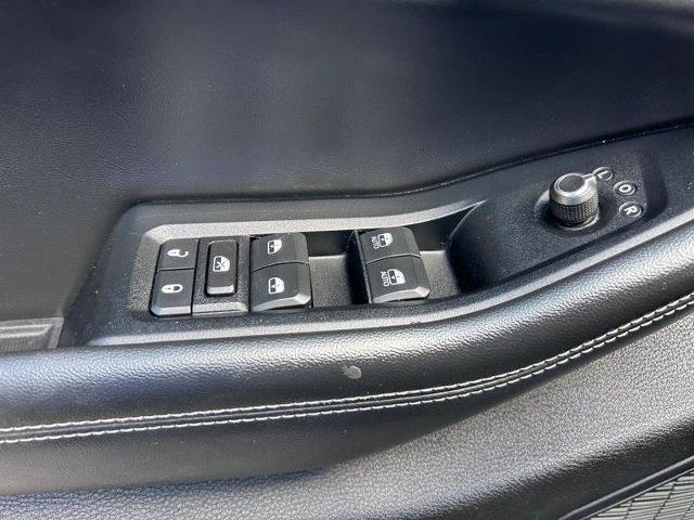 Used 2023 Jeep Grand Cherokee L Laredo image 21