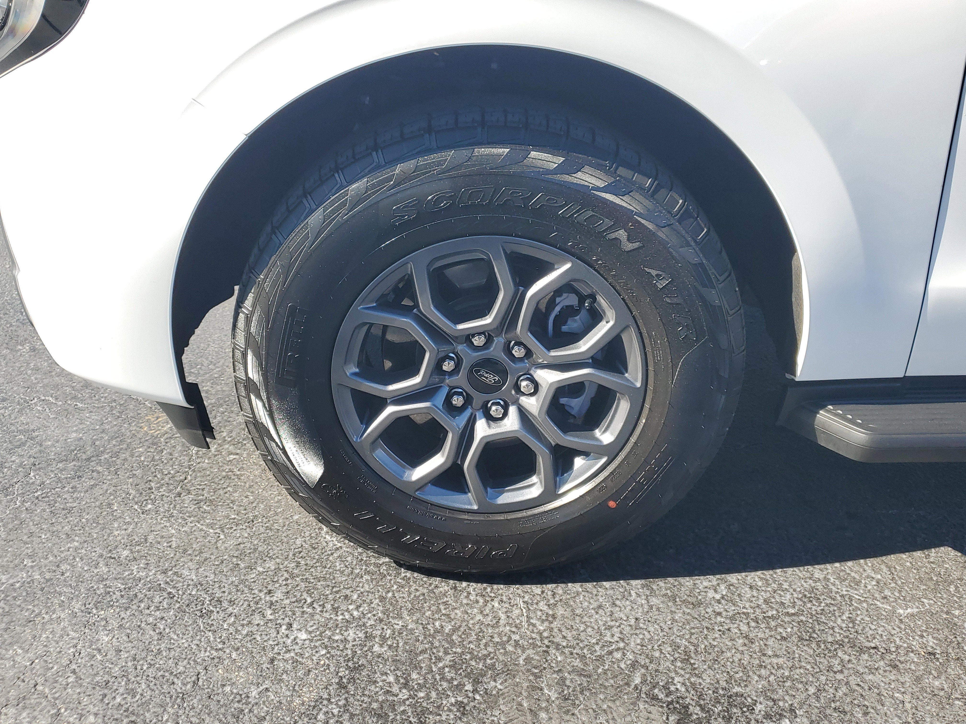 Certified 2025 Ford Expedition Active image 8