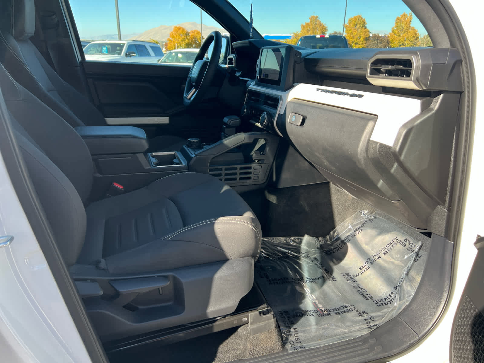 Used 2024 Toyota Tacoma TRD Off-Road image 19