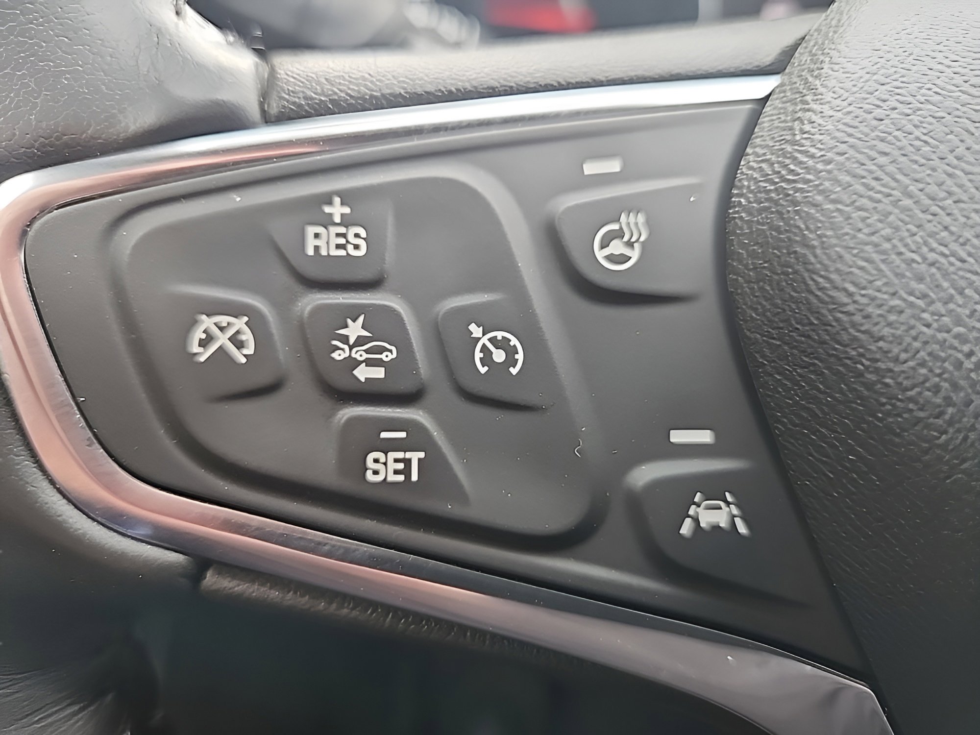 Used 2020 Chevrolet Equinox Premier image 18