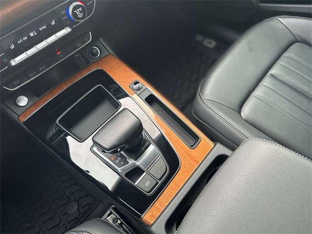 Used 2023 Audi Q5 2.0T Premium w/ Convenience Package image 21