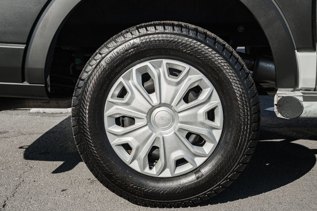 Certified 2024 Ford Transit 250 Low Roof w/ Exterior Upgrade Package image 23