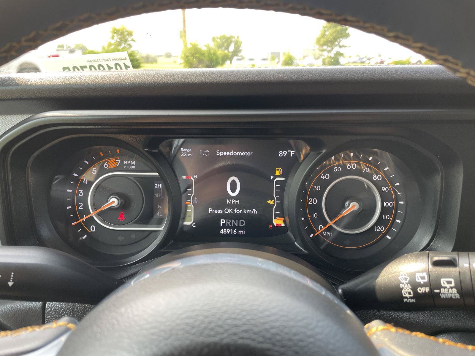 Used 2025 Jeep Wrangler Unlimited Sahara AWD/4WD image 15
