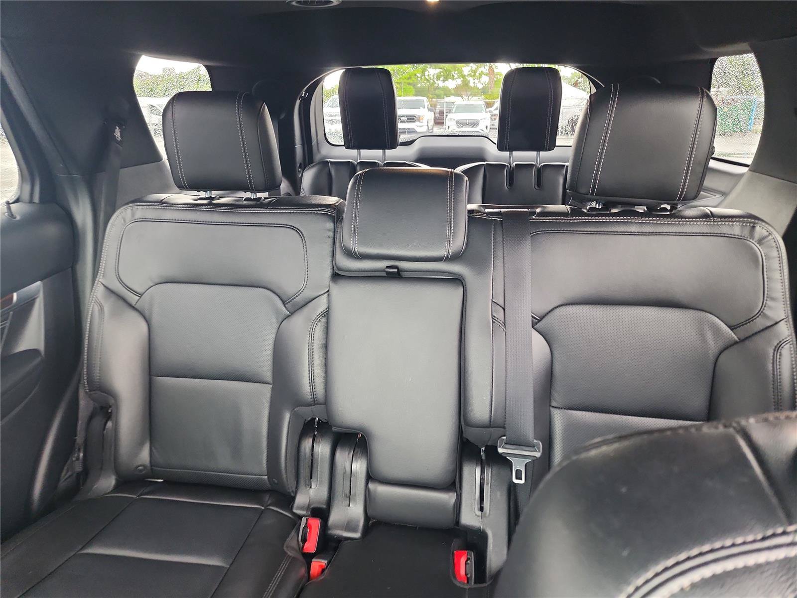 Certified 2018 Ford Explorer Limited w/ Equipment Group 301A AWD/4WD image 14