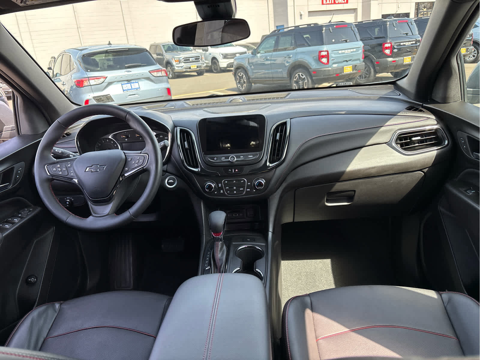 Used 2023 Chevrolet Equinox RS w/ RS Leather Package image 33