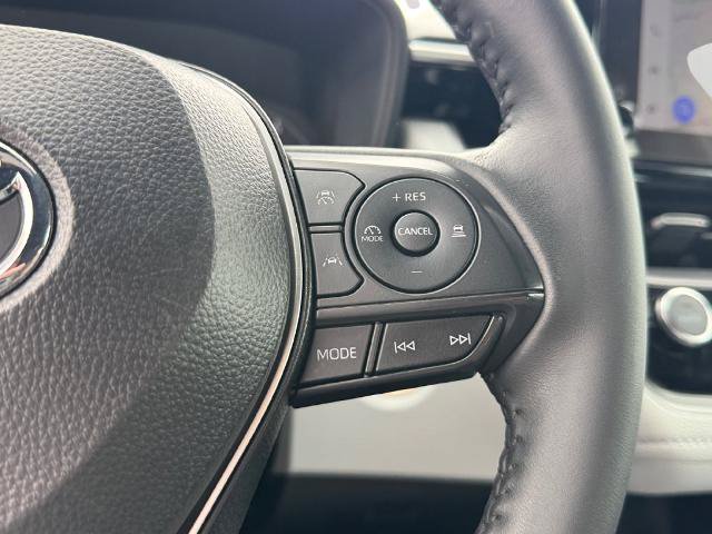 Used 2025 Toyota Corolla SE FWD image 17
