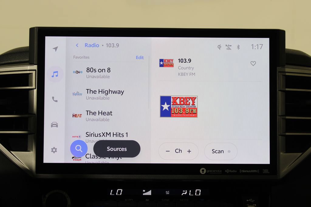 Used 2023 Toyota Tundra Limited image 15