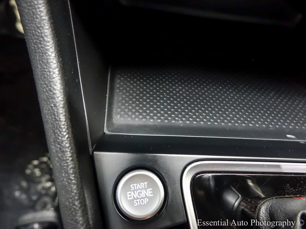 Used 2019 Volkswagen Jetta GLI FWD image 14