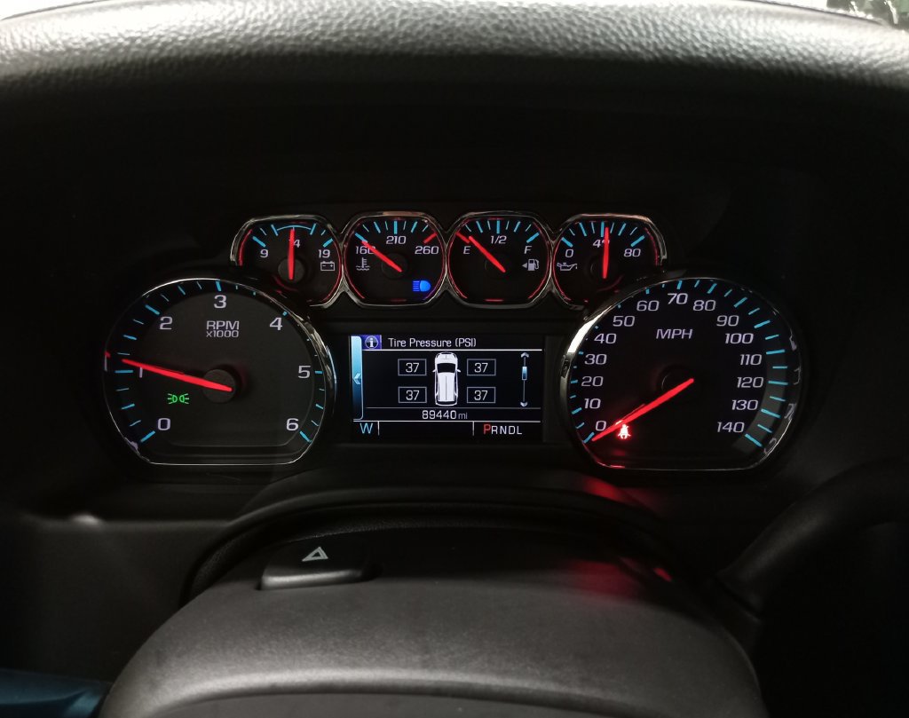 Used 2019 Chevrolet Tahoe LT w/ Luxury Package AWD/4WD image 22