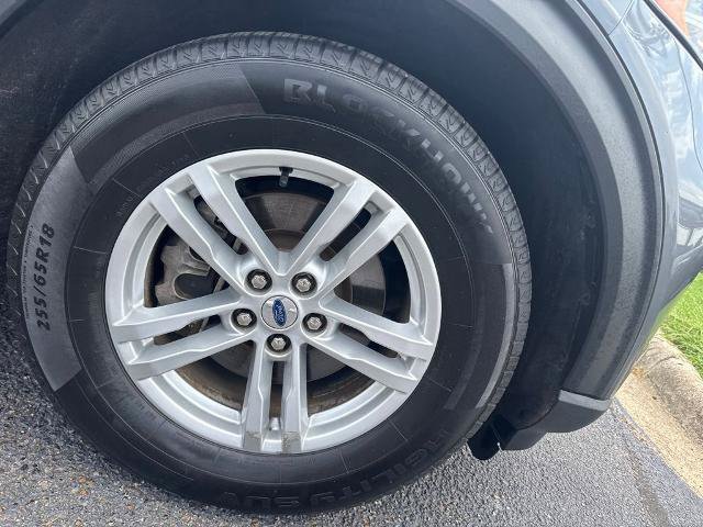 Certified 2023 Ford Explorer XLT w/ Equipment Group 202A RWD image 8