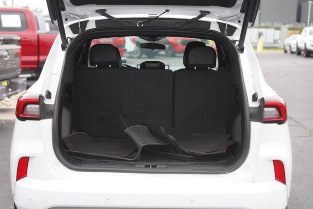 Certified 2023 Ford Escape ST-Line w/ Tech Pack #1 FWD image 31