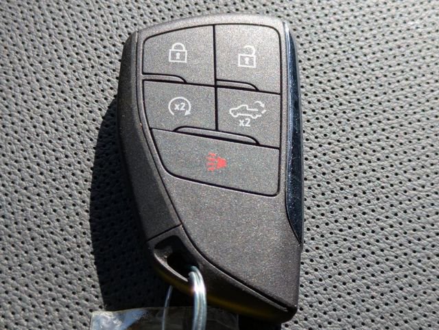 Used 2025 Chevrolet Silverado 1500 LTZ image 29